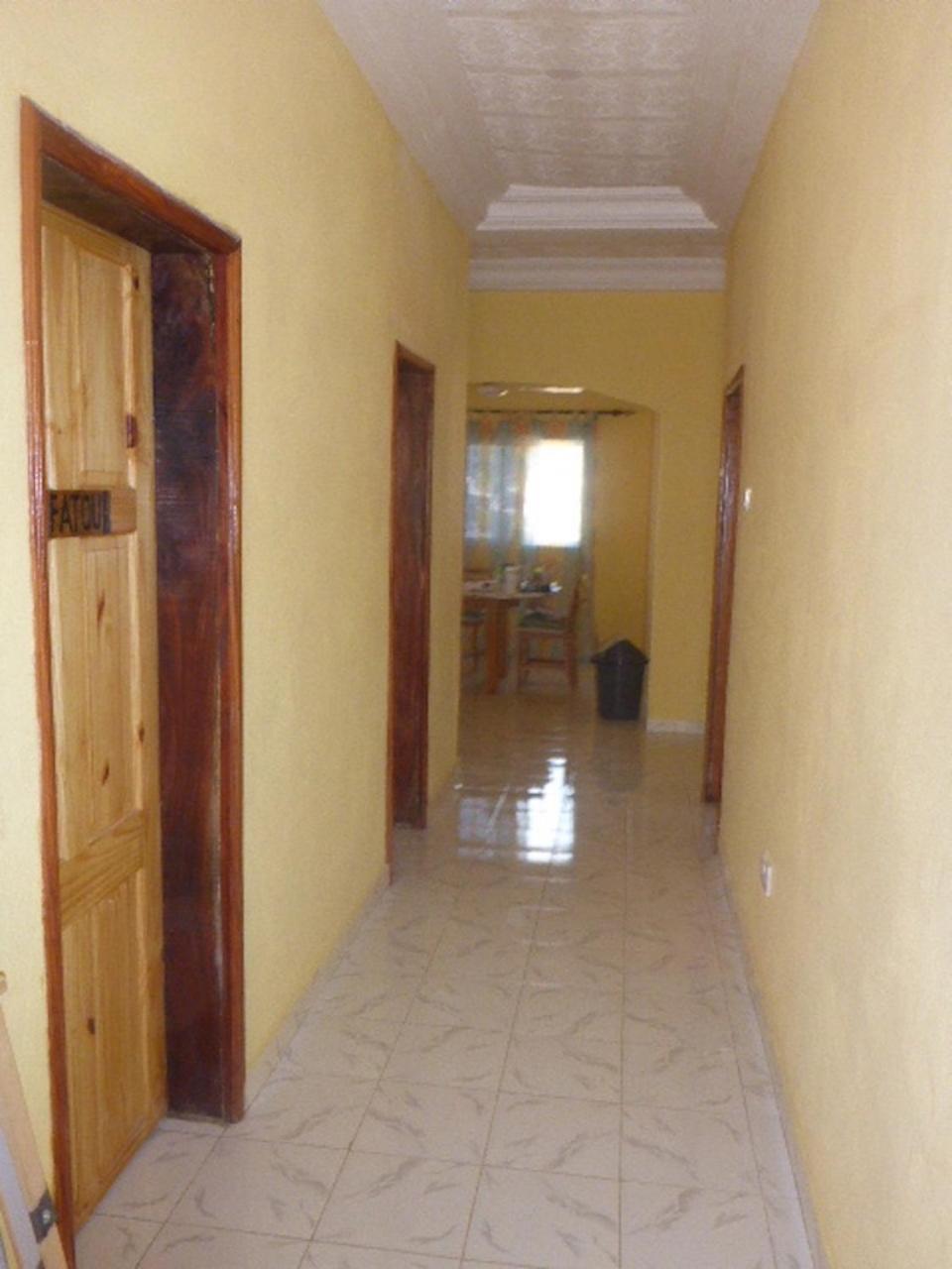 Bed and Breakfast The Compound Bijilo Exterior foto